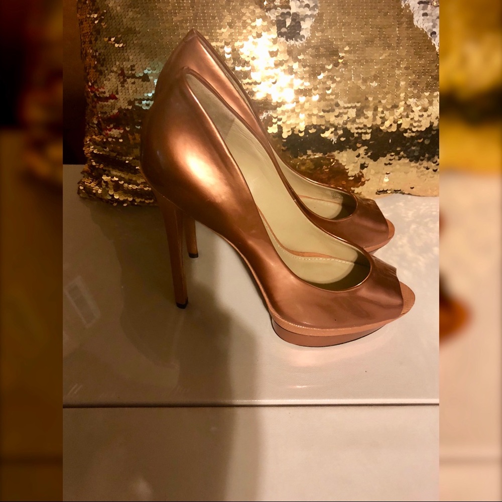 Platform peep toe pumps rose gold